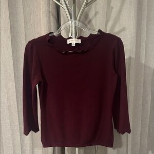 Philosophy burgundy light weight sweater scalloped neckline.